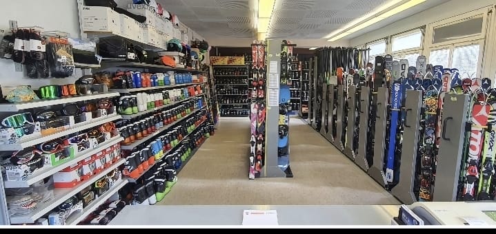 WhatsApp Bild 2023-11-28 um 17.57.16_beea9687 Headerbild_Skisportxl_occasion_ski_snowboard_ausrüstung